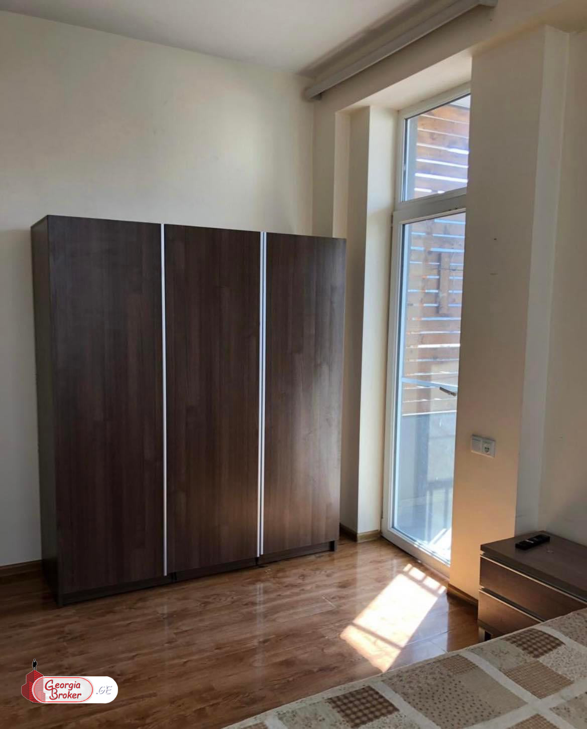 nearly repaired 3-room apartment for rent