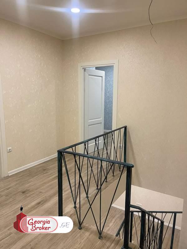 nearly repaired 4-room apartment for sale