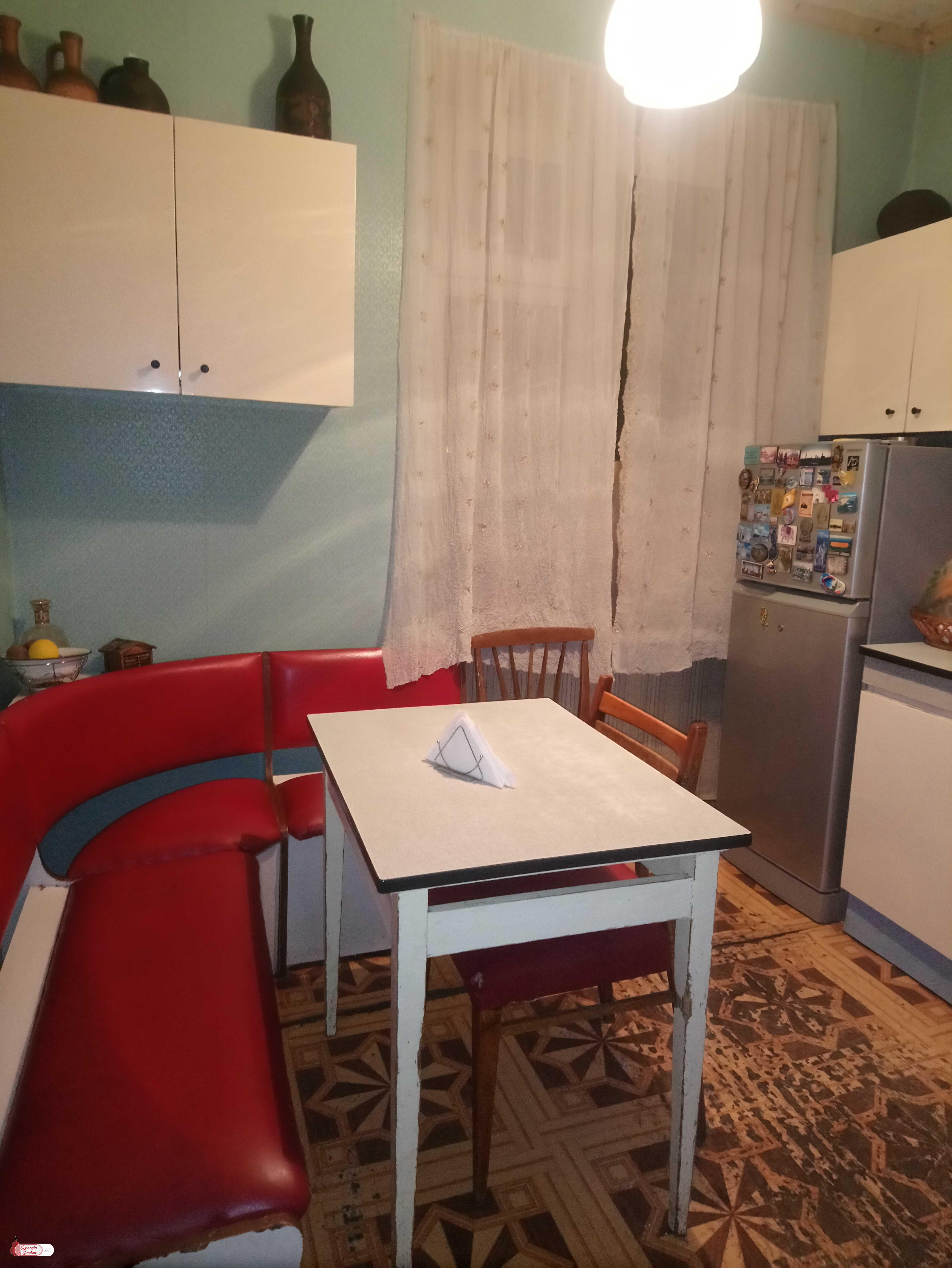 nearly repaired 3-room apartment for sale