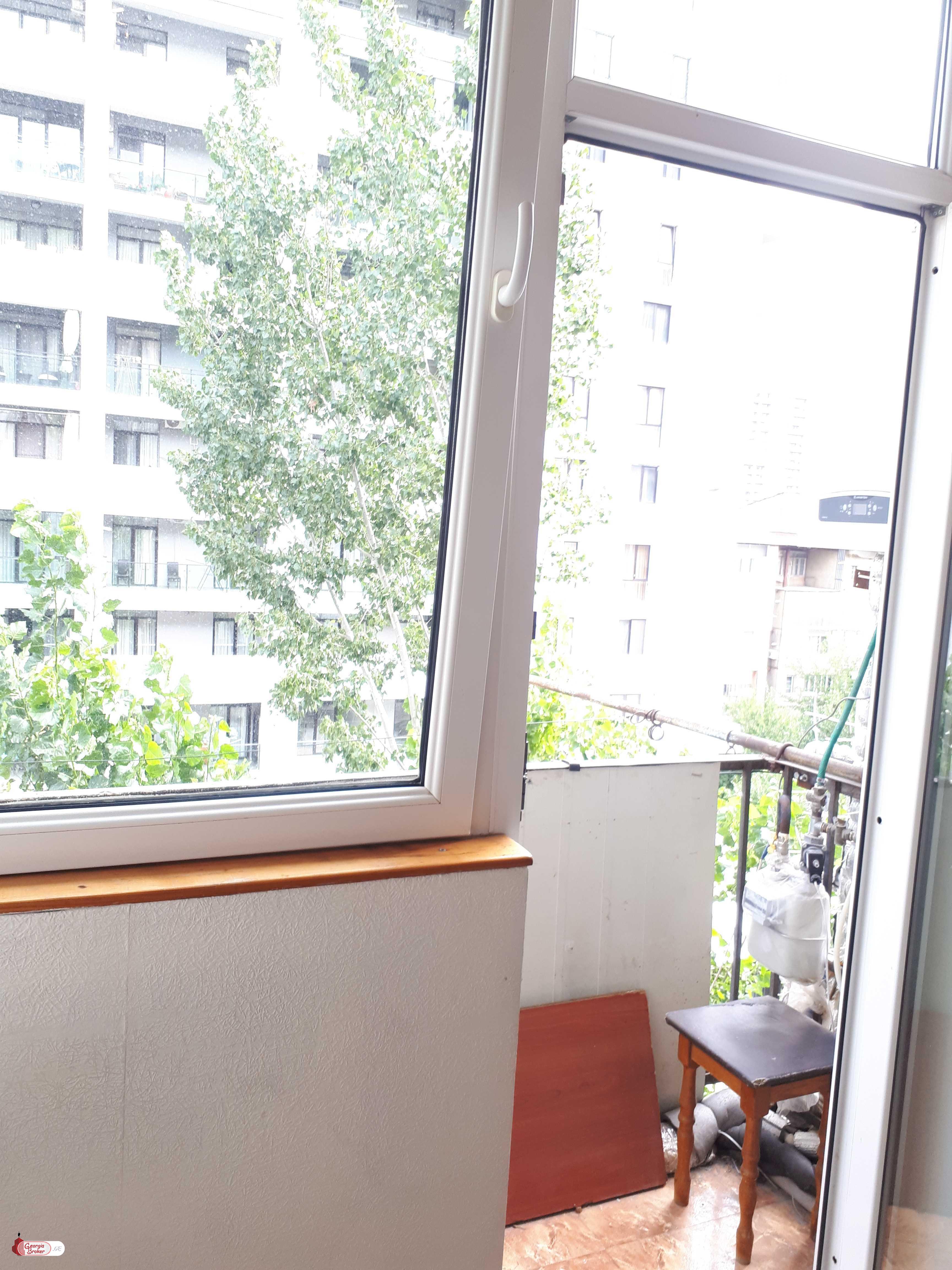 nearly repaired 3-room apartment for sale