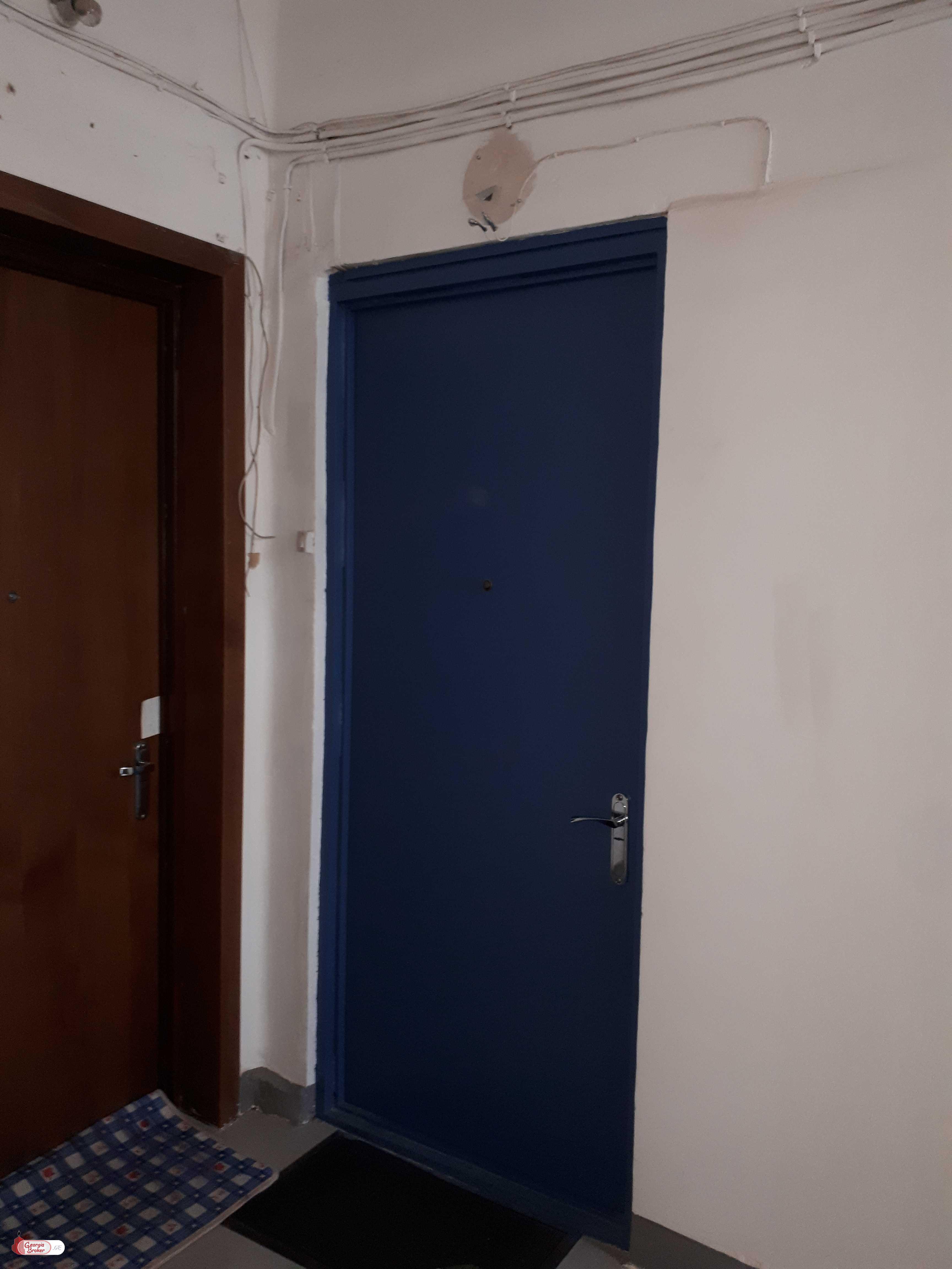 nearly repaired 3-room apartment for sale