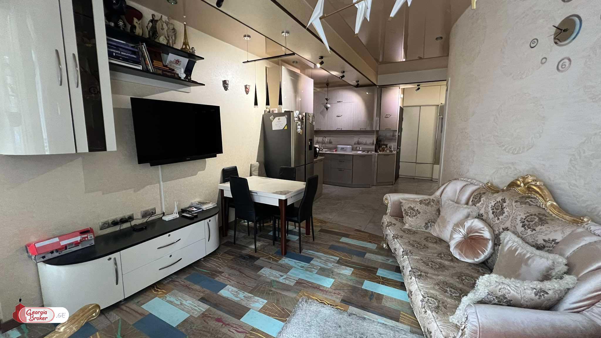 nearly repaired 3-room apartment for sale