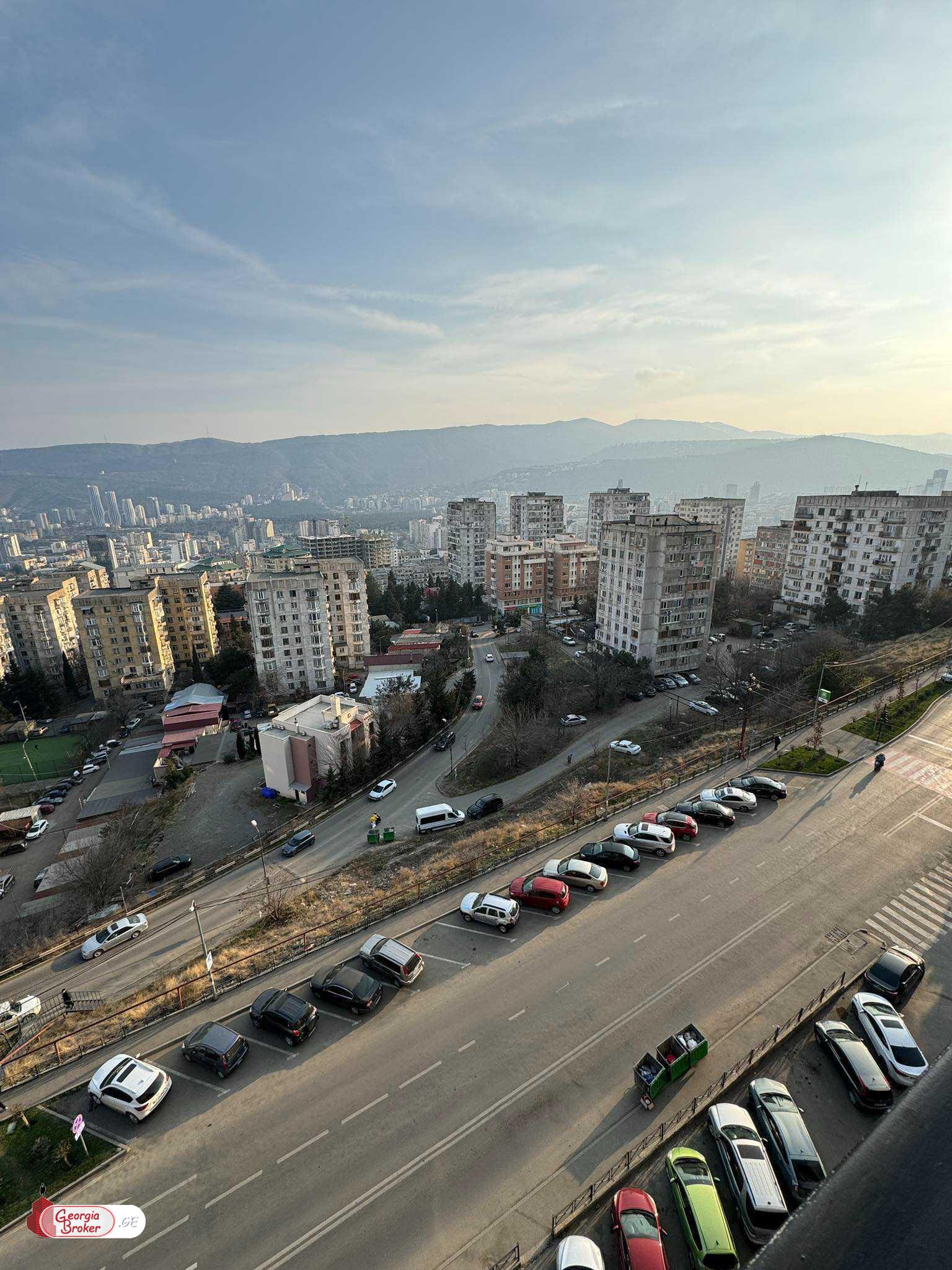 იყიდება ახალი გარემონტებული 2 ოთახიანი ბინა