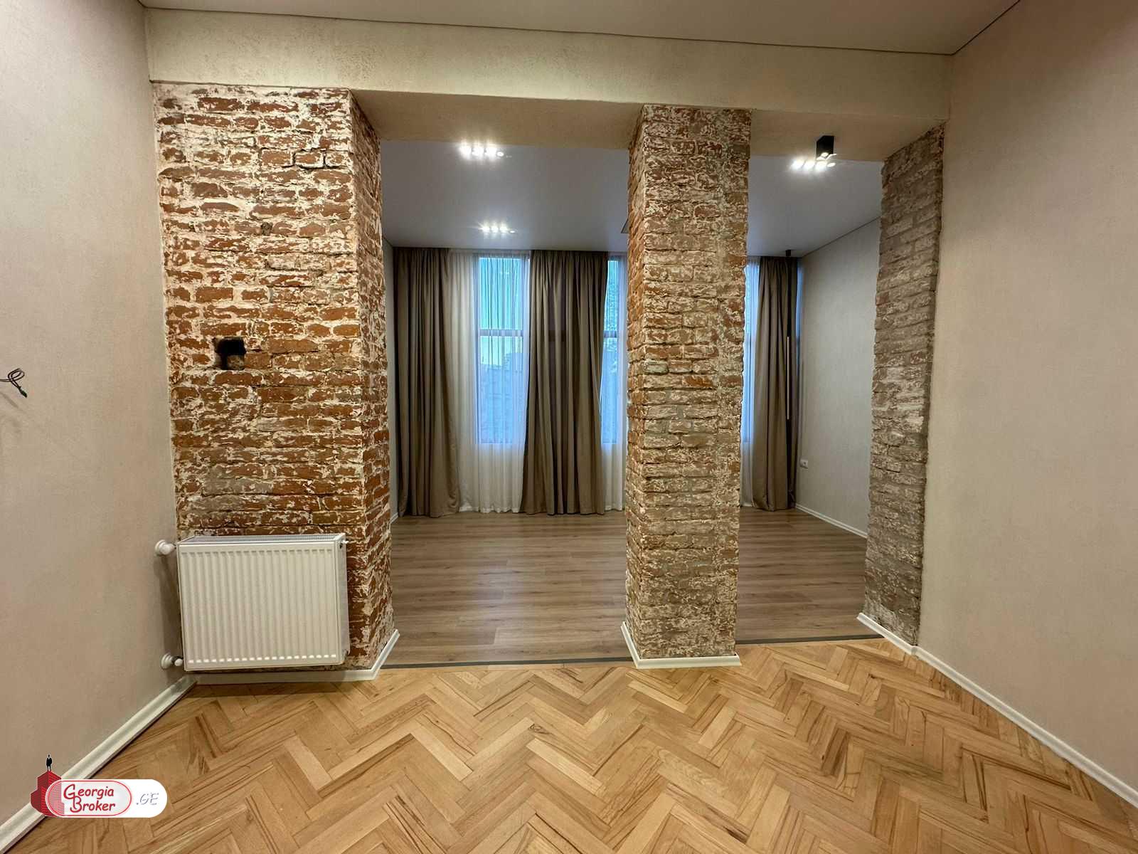 nearly repaired 7-room apartment for sale