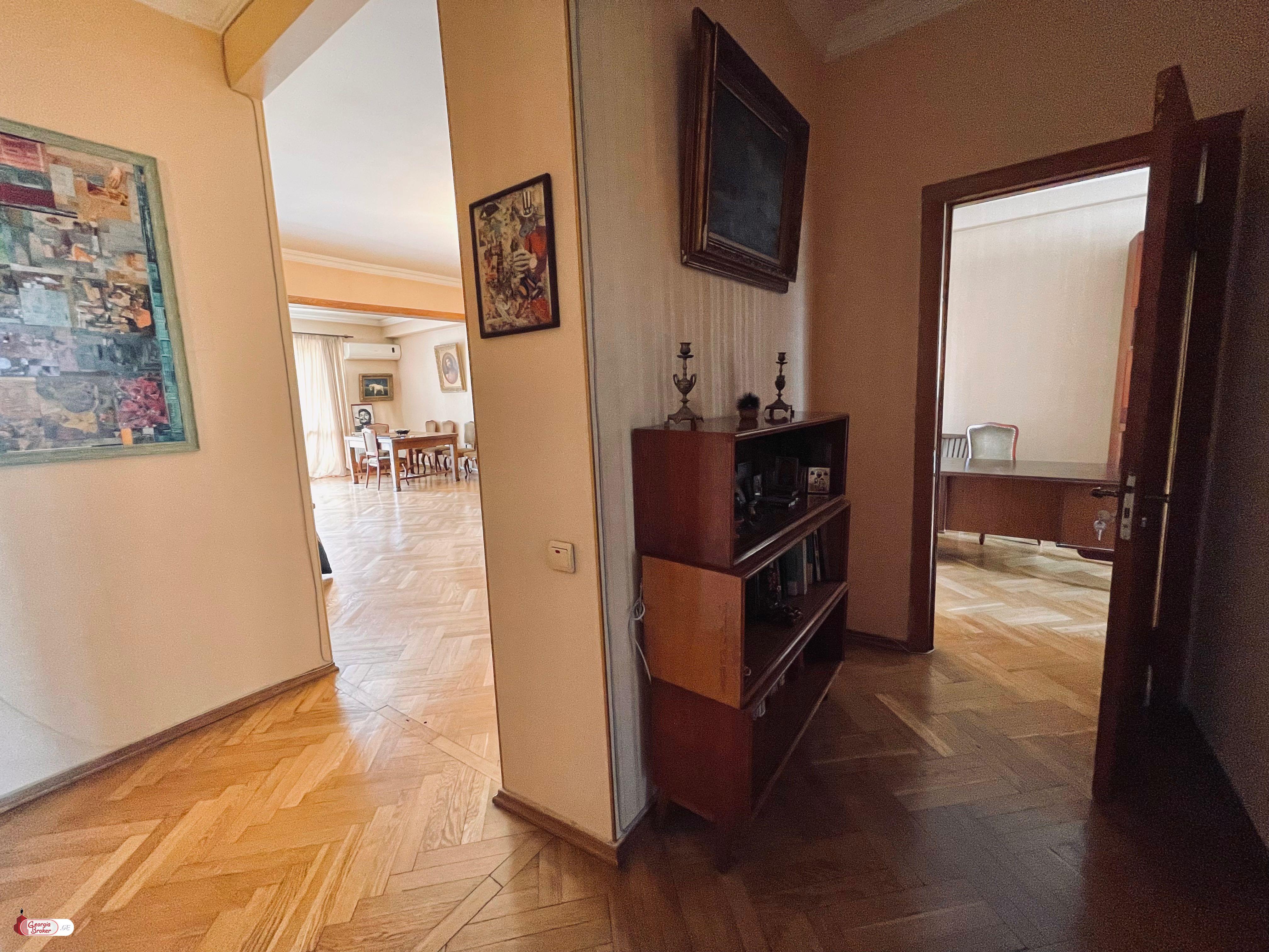 nearly repaired 5-room apartment for sale