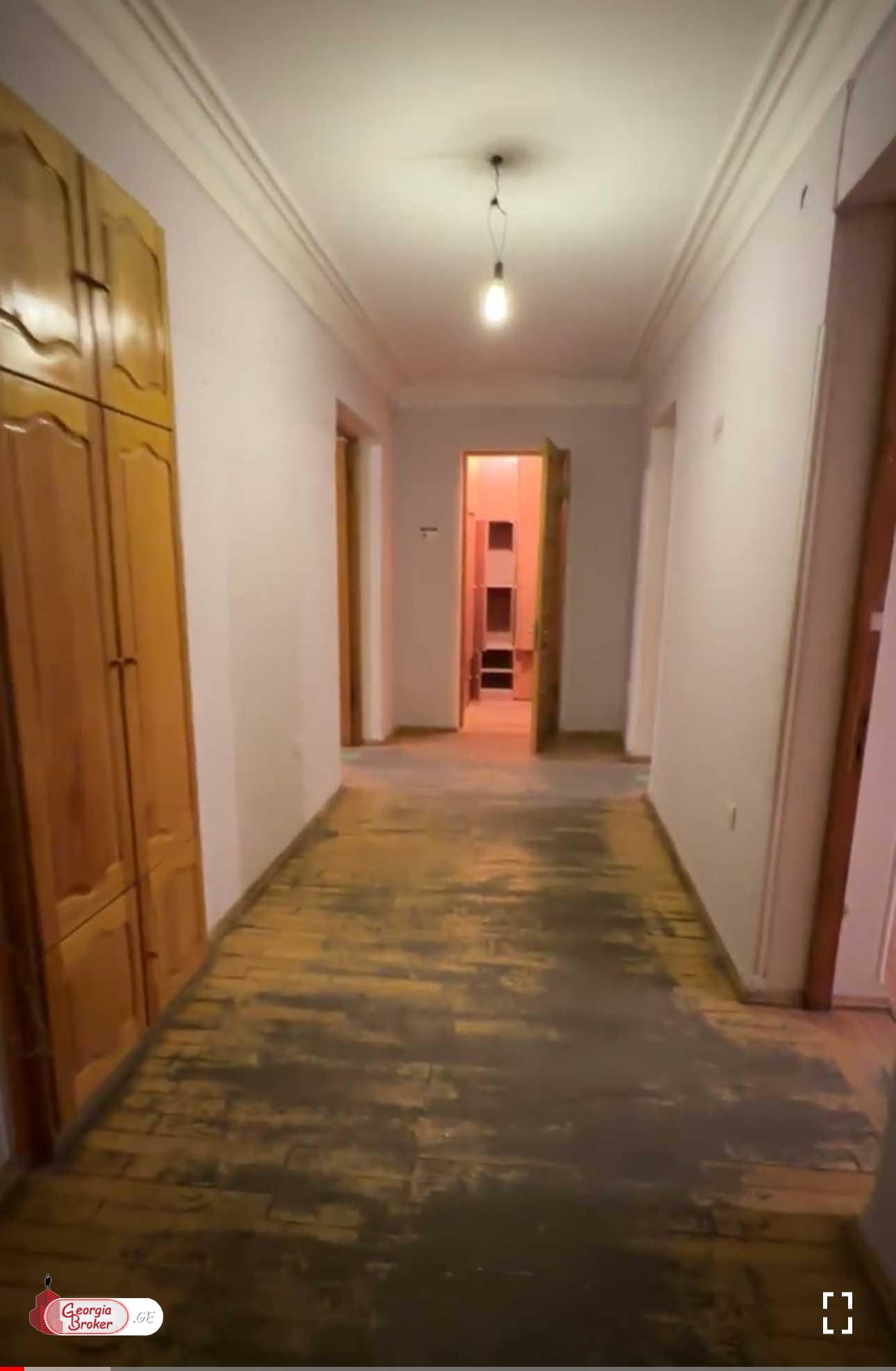 nearly repaired 7-room apartment for sale