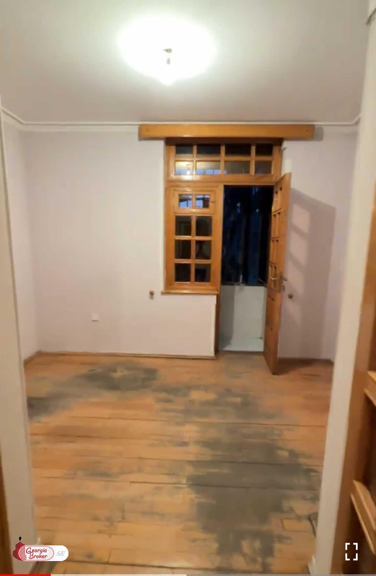 nearly repaired 7-room apartment for sale