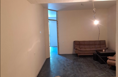 nearly repaired 2-room apartment for sale