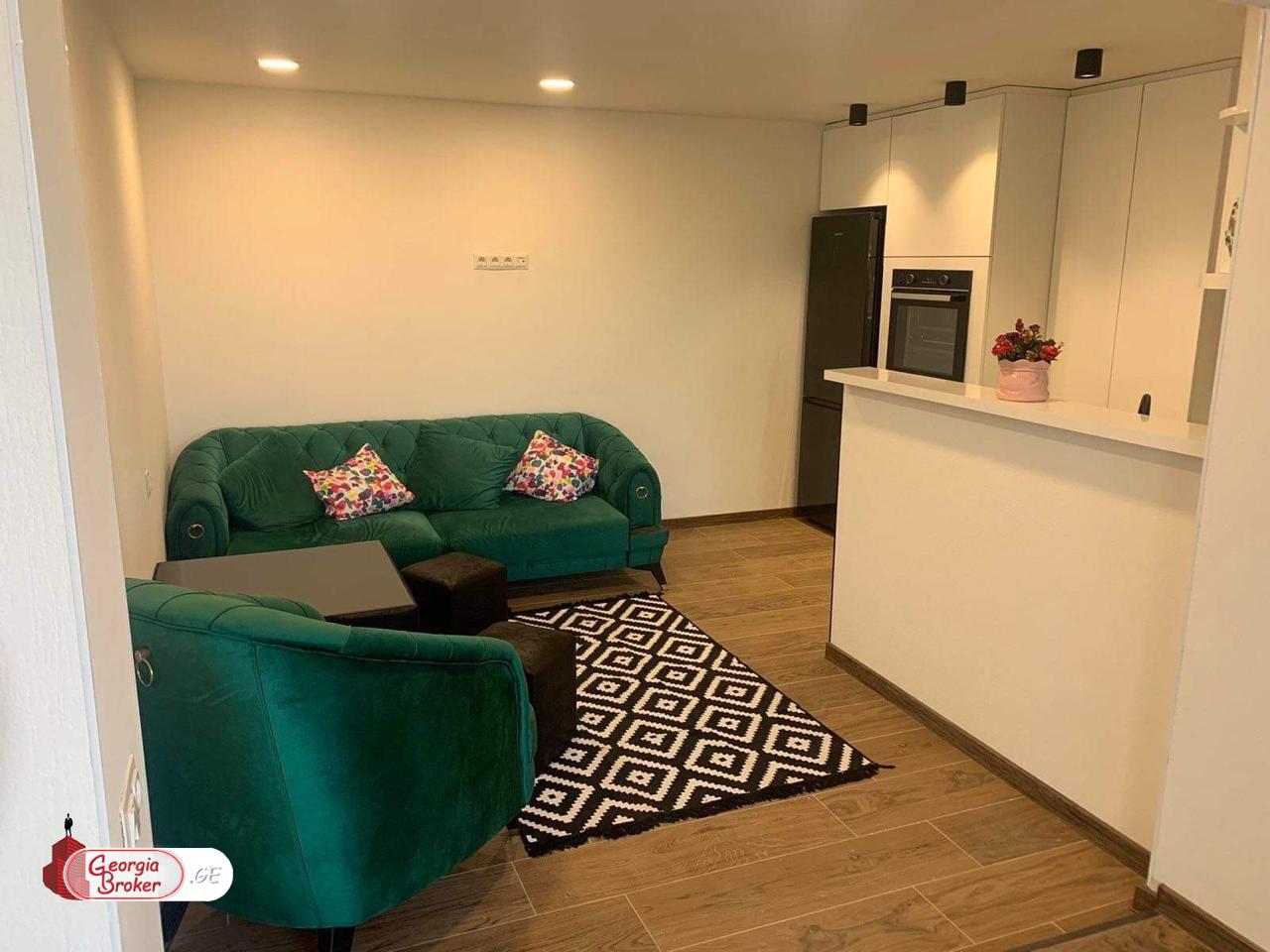 იყიდება ახალი გარემონტებული 3 ოთახიანი ბინა