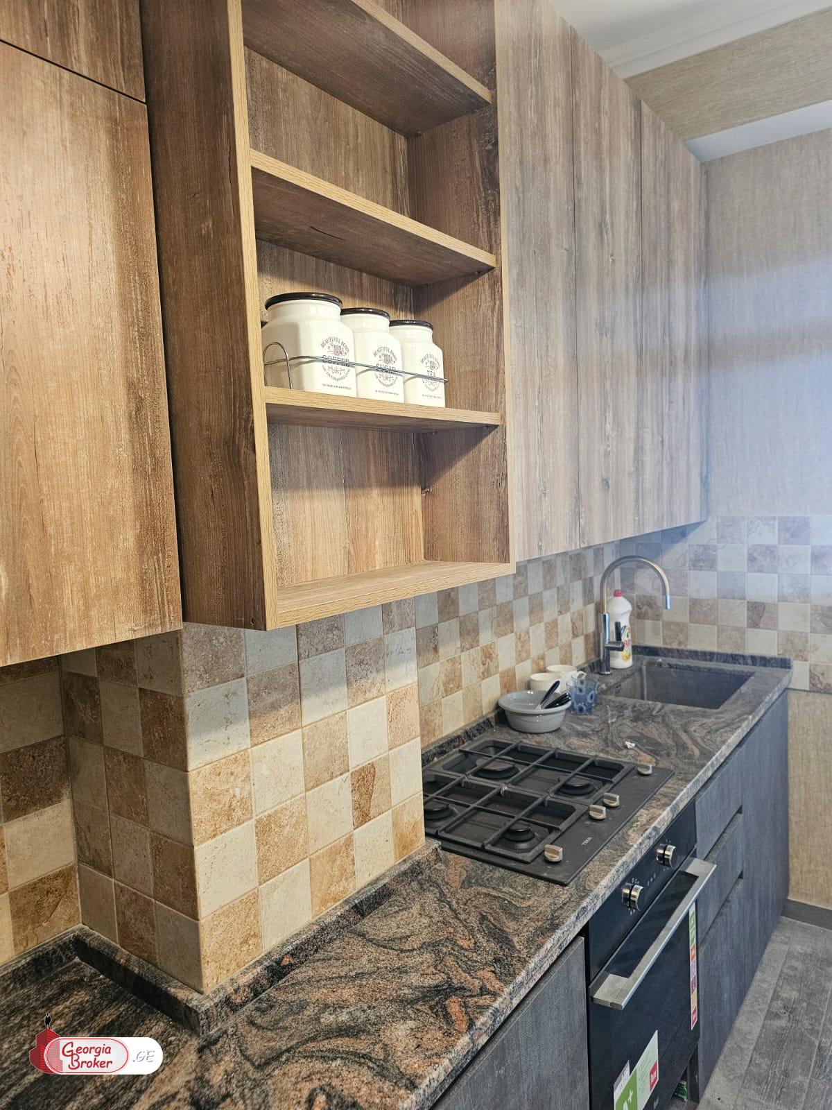 იყიდება ახალი გარემონტებული 3 ოთახიანი ბინა