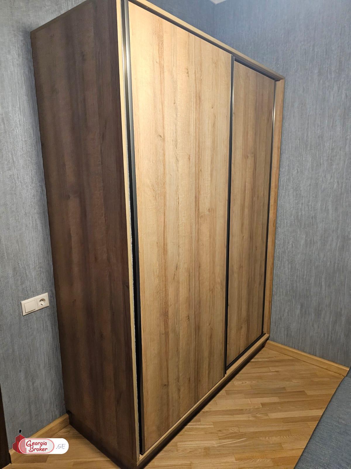 იყიდება ახალი გარემონტებული 3 ოთახიანი ბინა