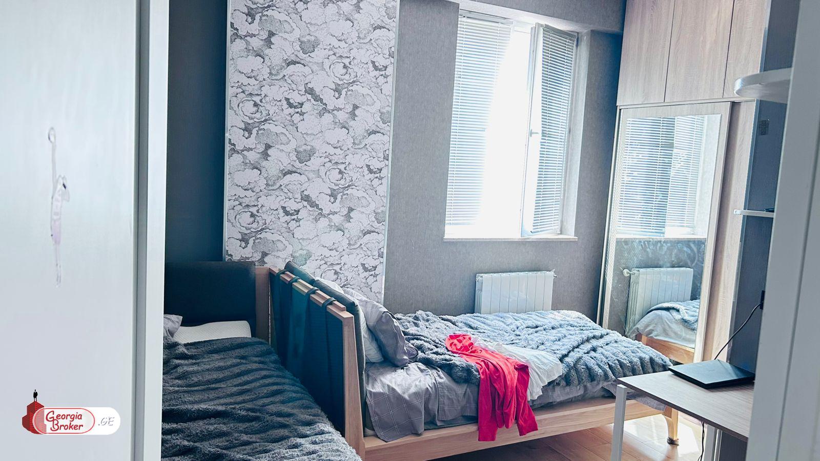 იყიდება ახალი გარემონტებული 3 ოთახიანი ბინა