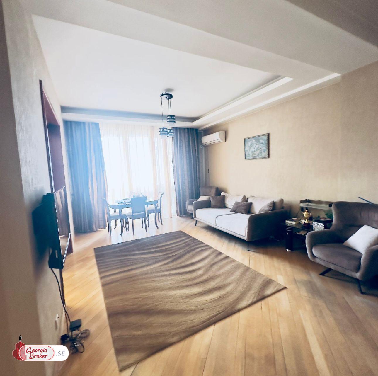 იყიდება ახალი გარემონტებული 4 ოთახიანი ბინა