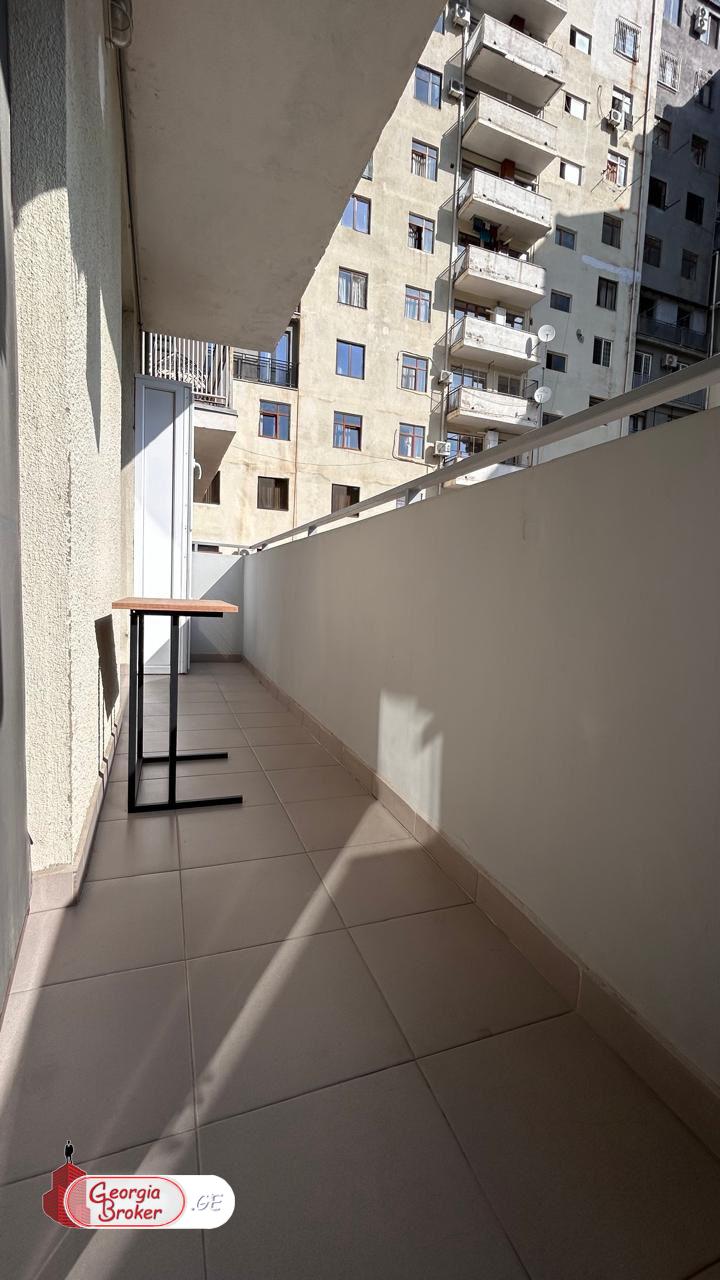 იყიდება ახალი გარემონტებული 3 ოთახიანი ბინა