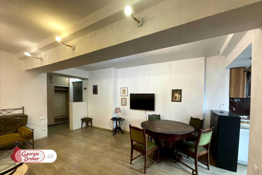 იყიდება ახალი გარემონტებული 4 ოთახიანი ბინა