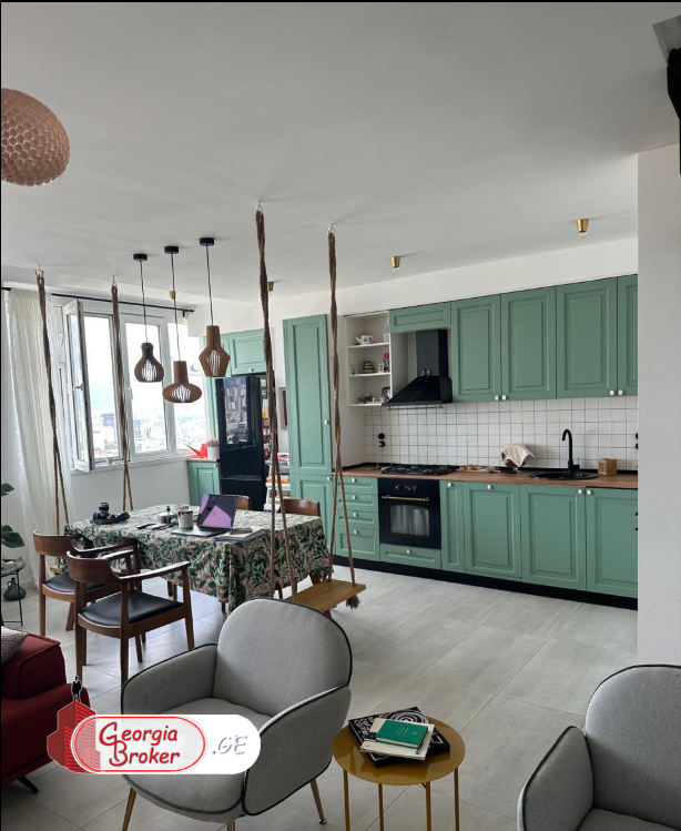 იყიდება ახალი გარემონტებული 5 ოთახიანი ბინა