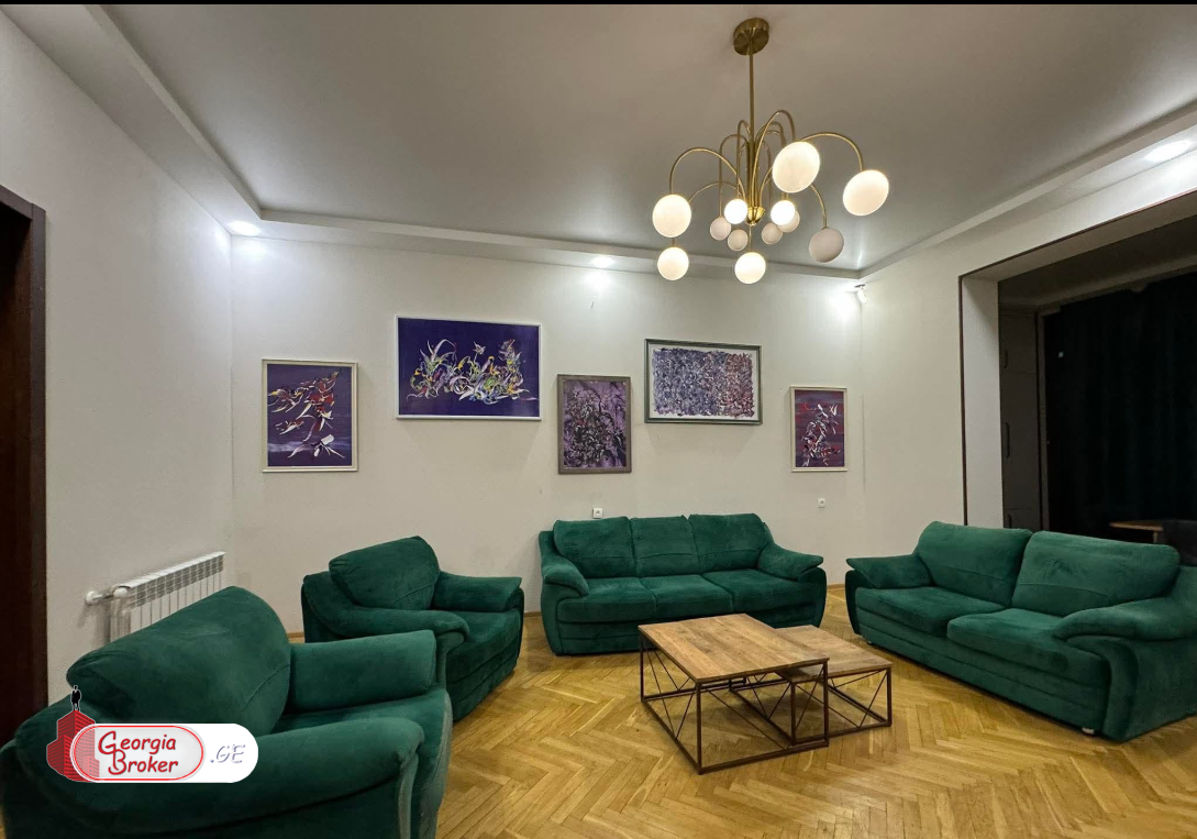 იყიდება ახალი გარემონტებული 4 ოთახიანი ბინა