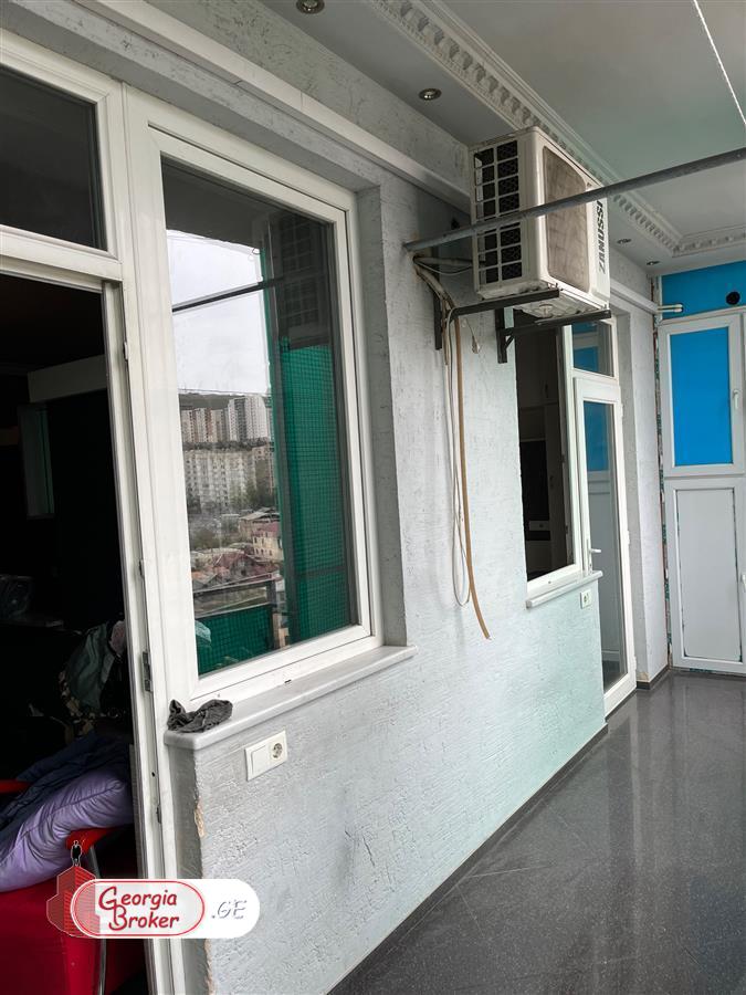 nearly repaired 2-room apartment for sale