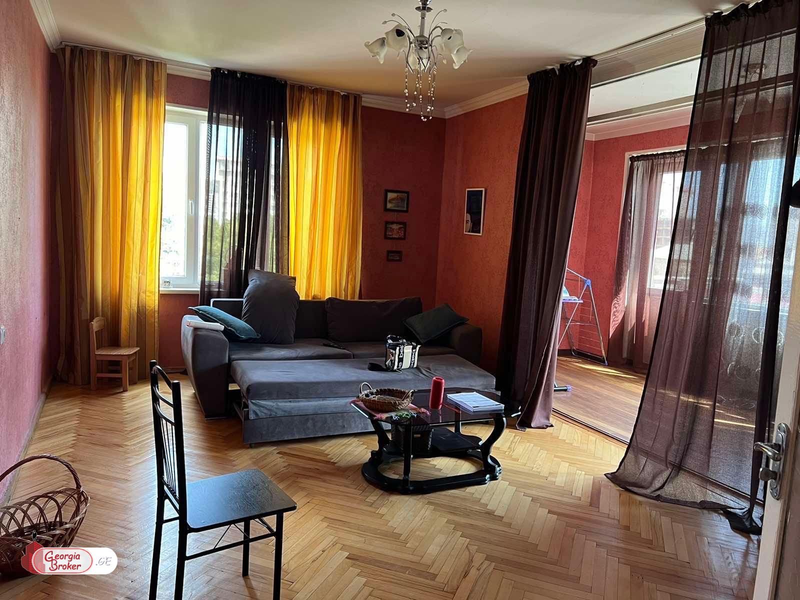 old repaired 2-room apartment for sale