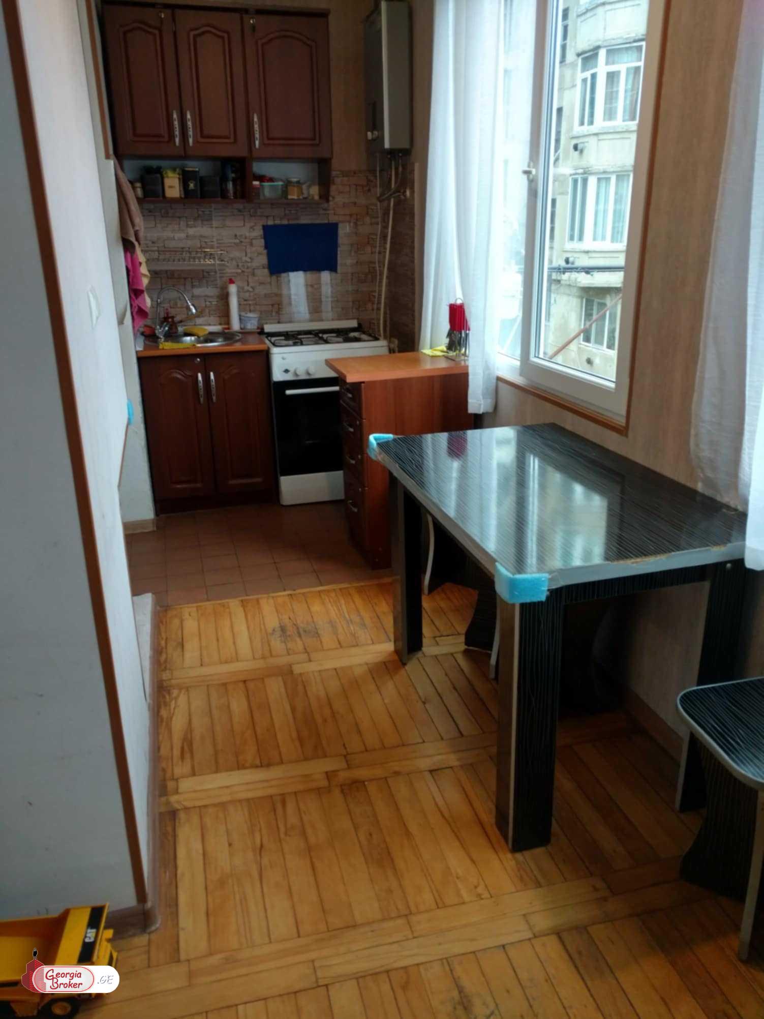 old repaired 2-room apartment for sale