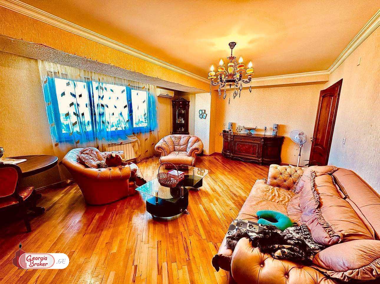 იყიდება ახალი გარემონტებული 3 ოთახიანი ბინა