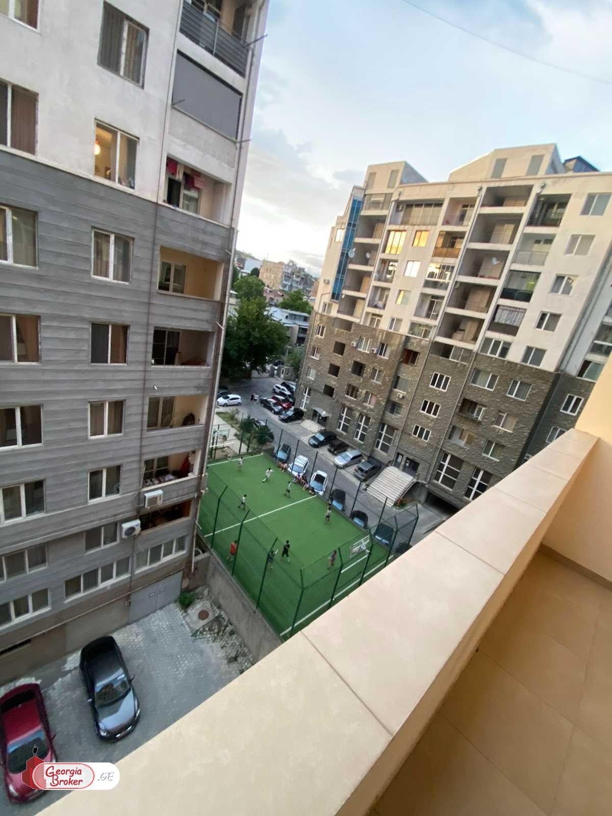 nearly repaired 3-room apartment for sale