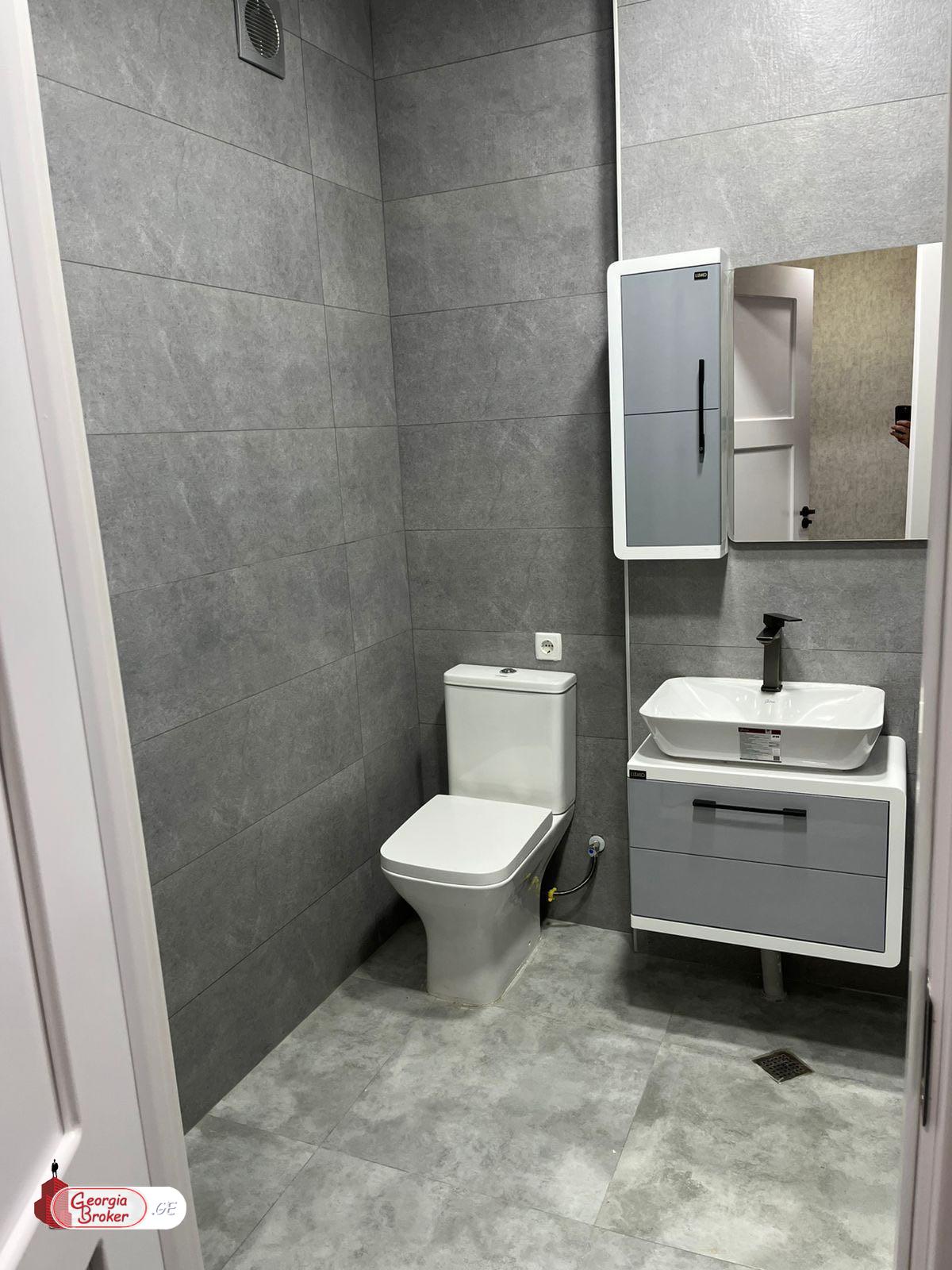 nearly repaired 2-room apartment for sale