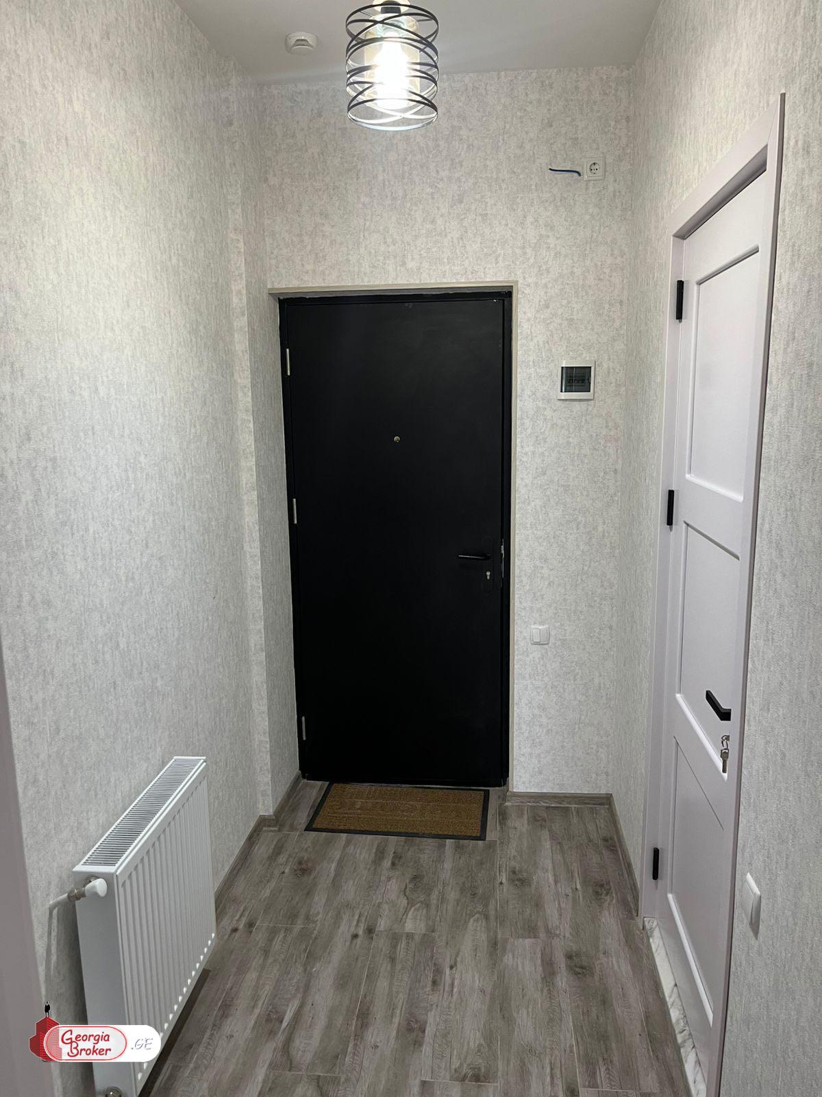 nearly repaired 2-room apartment for sale