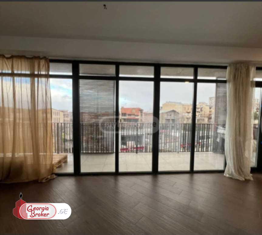 იყიდება ახალი გარემონტებული 4 ოთახიანი ბინა