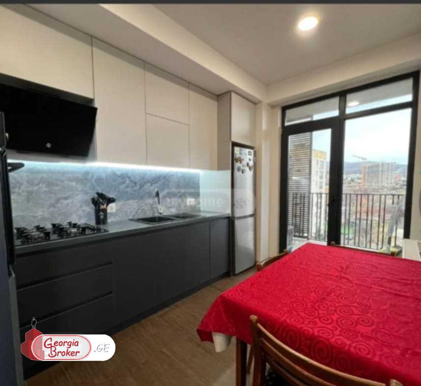 იყიდება ახალი გარემონტებული 4 ოთახიანი ბინა