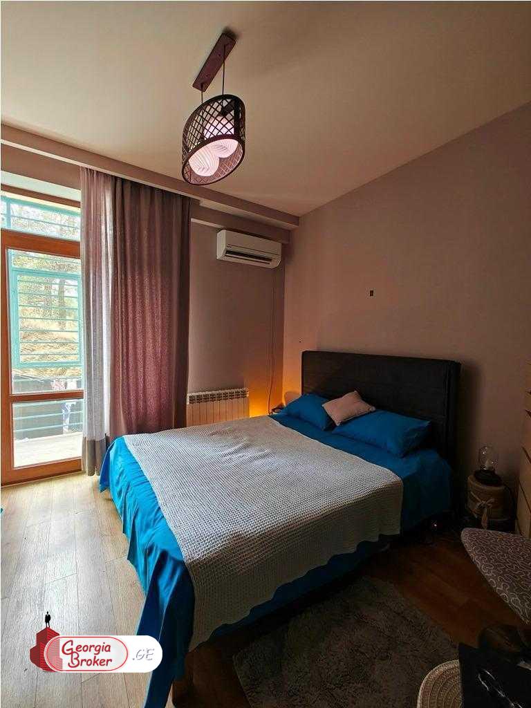 იყიდება ახალი გარემონტებული 4 ოთახიანი ბინა