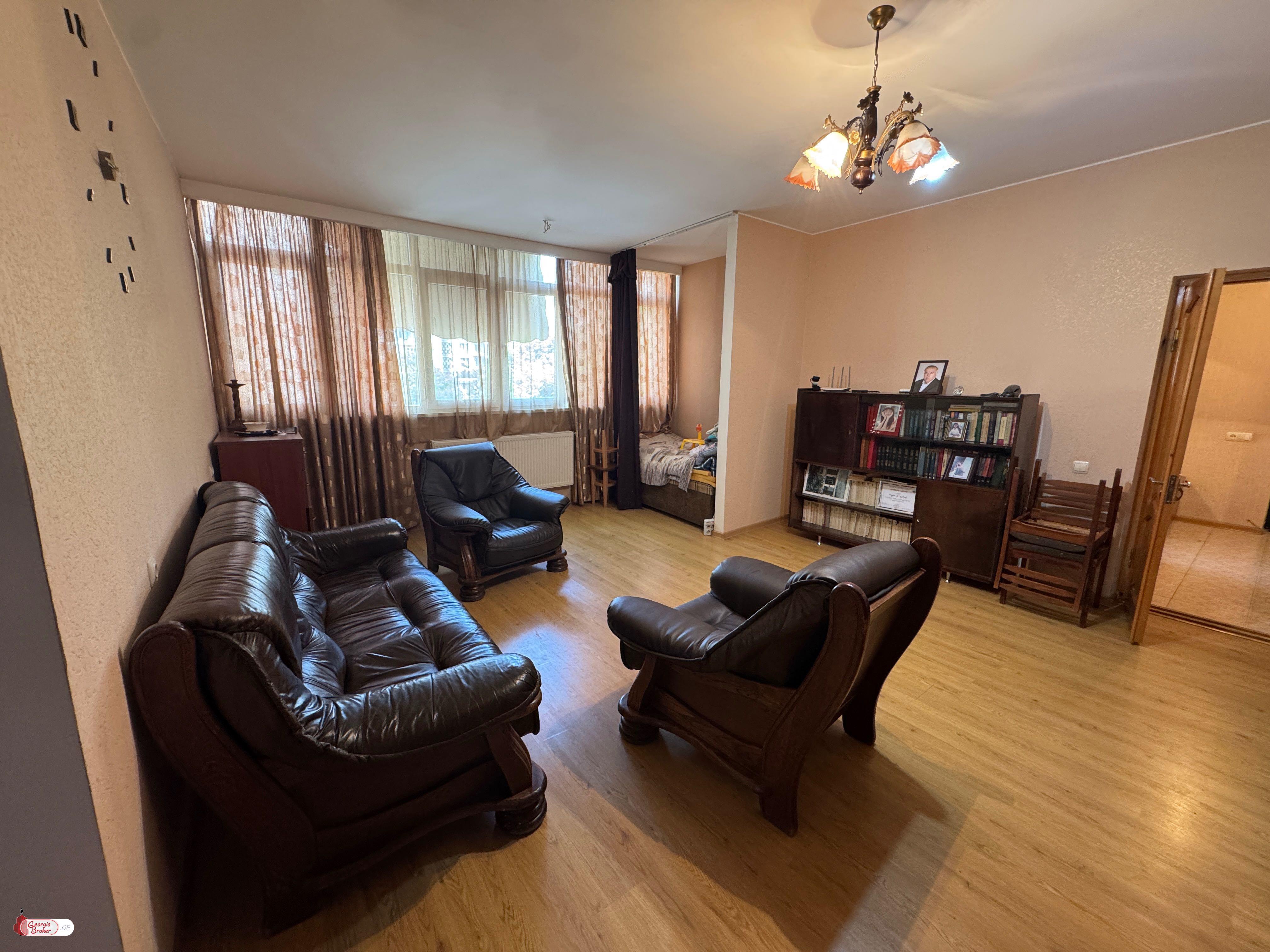 продается квартира с новым ремонтом 2-комнаты