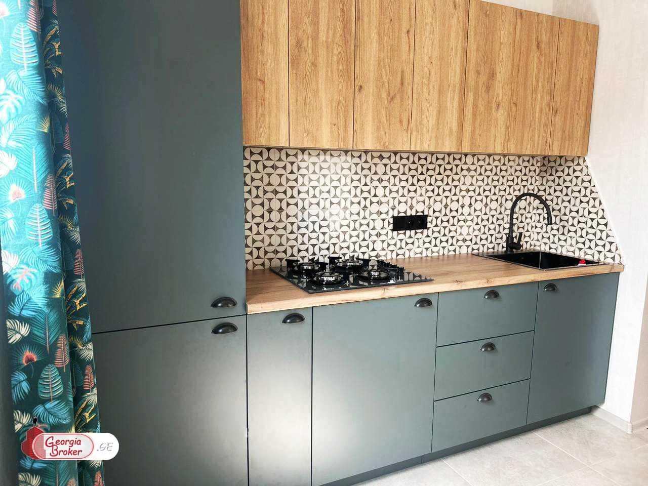 იყიდება ახალი გარემონტებული 3 ოთახიანი ბინა