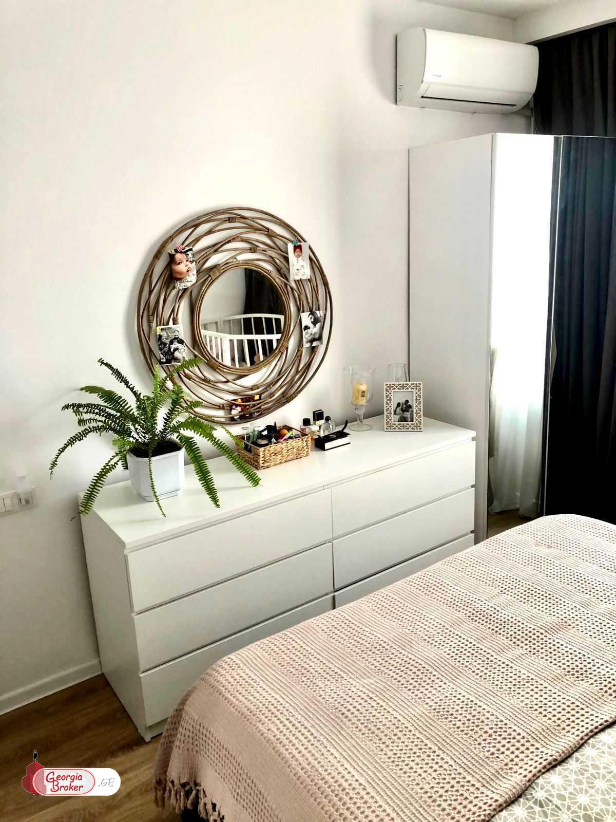 იყიდება ახალი გარემონტებული 3 ოთახიანი ბინა