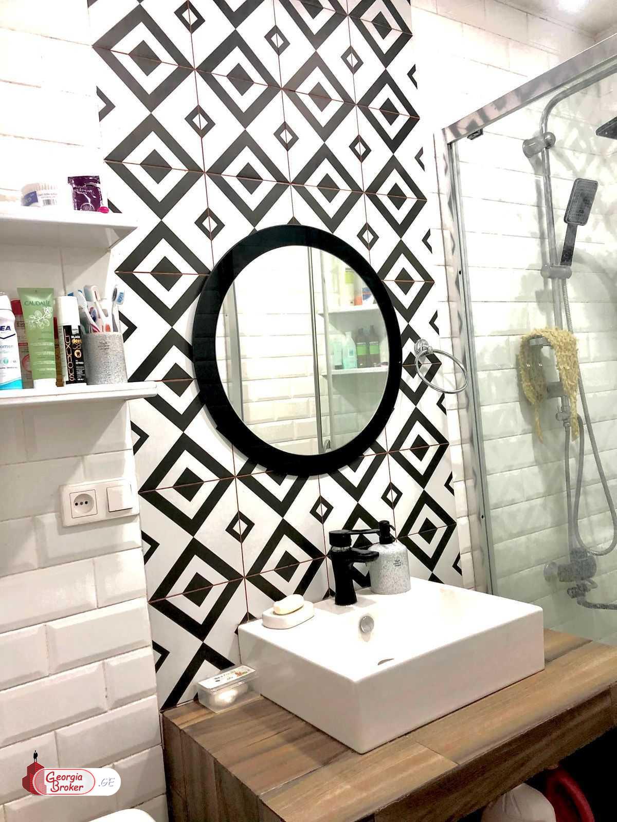 იყიდება ახალი გარემონტებული 3 ოთახიანი ბინა