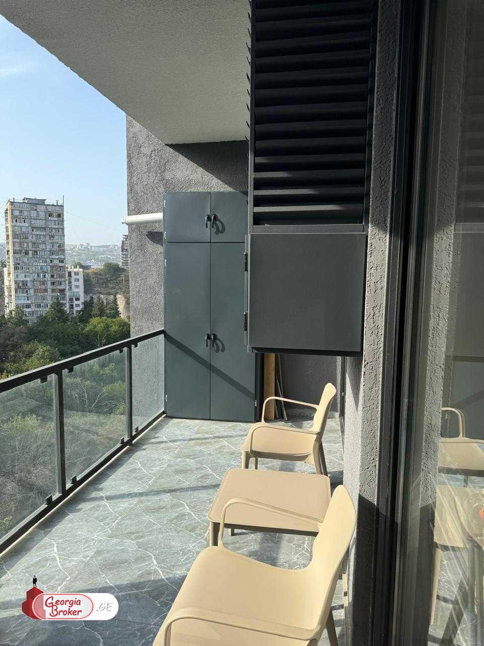 продается квартира с новым ремонтом 2-комнаты