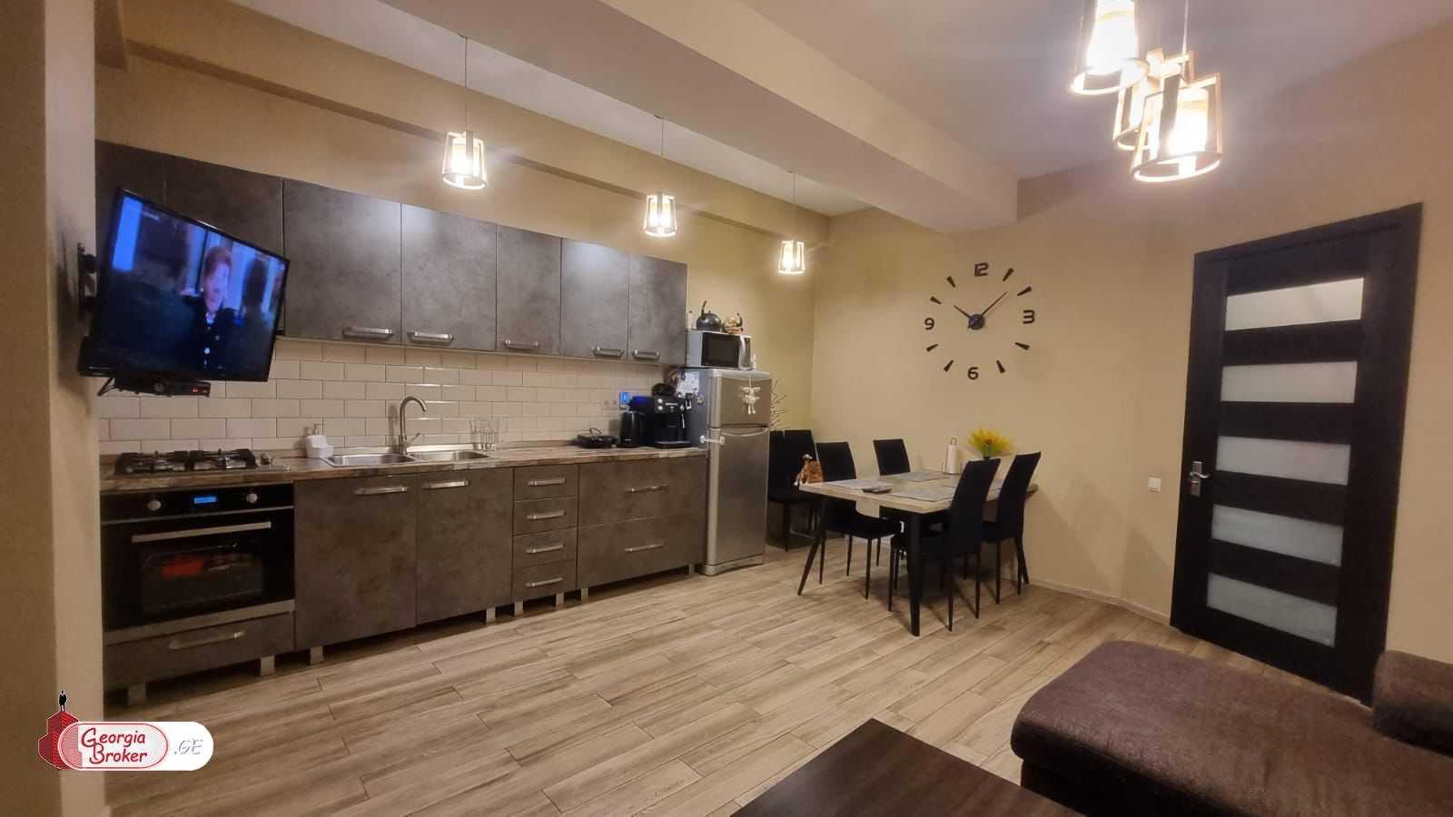 იყიდება ახალი გარემონტებული 3 ოთახიანი ბინა