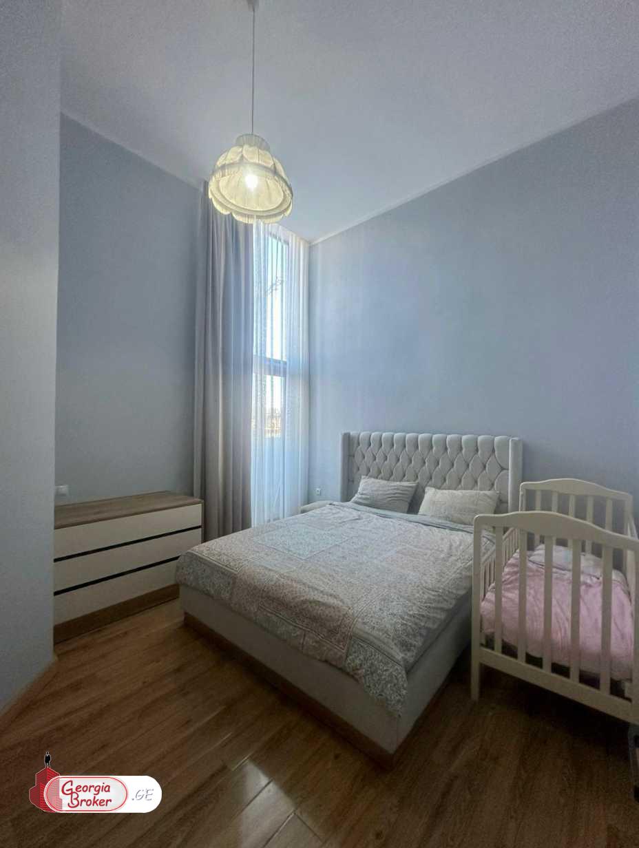 იყიდება ახალი გარემონტებული 3 ოთახიანი ბინა