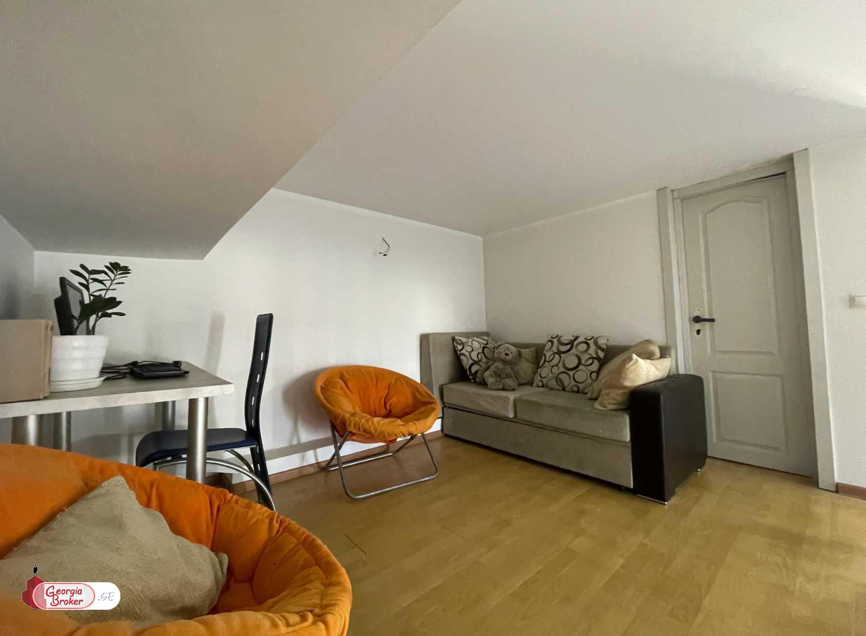 იყიდება ახალი გარემონტებული 3 ოთახიანი ბინა