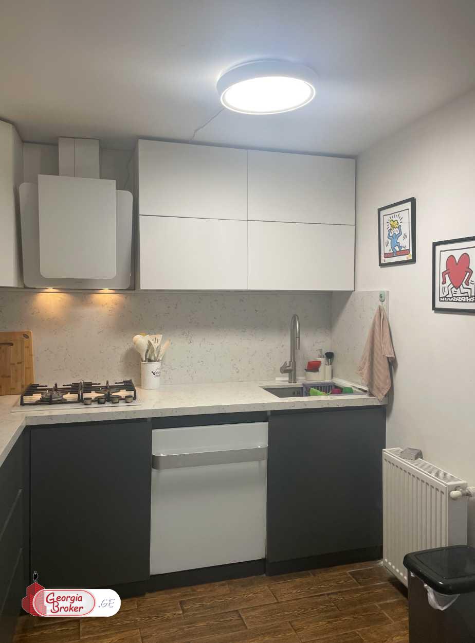 იყიდება ახალი გარემონტებული 3 ოთახიანი ბინა