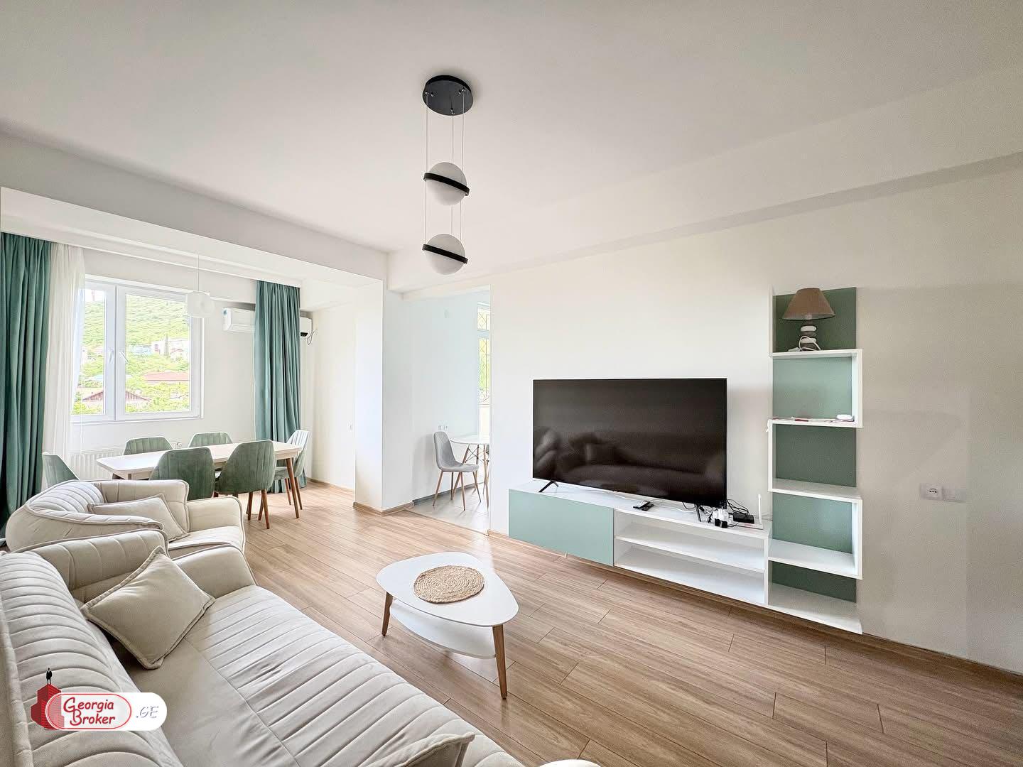 იყიდება ახალი გარემონტებული 3 ოთახიანი ბინა