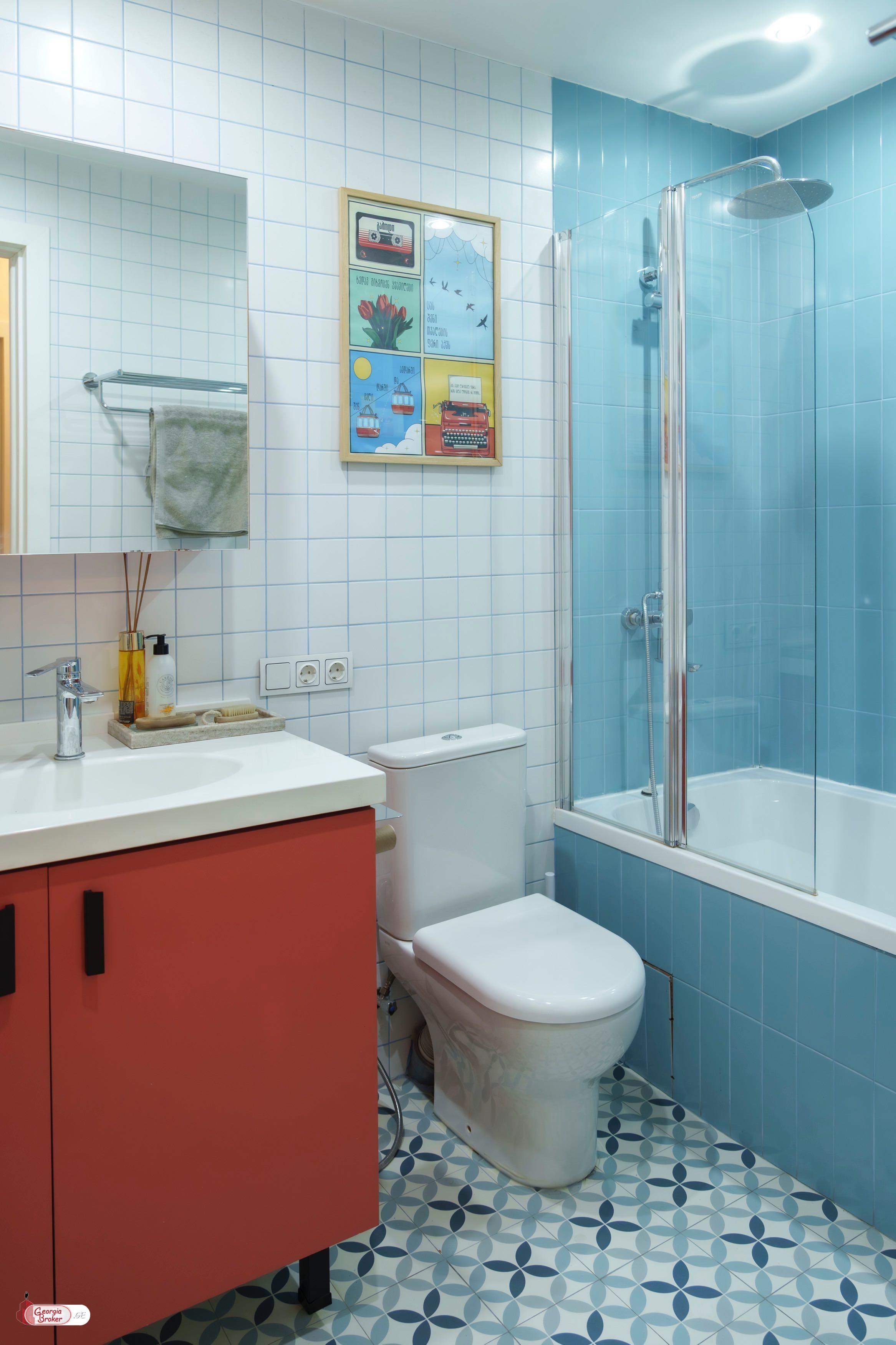 nearly repaired 3-room apartment for sale