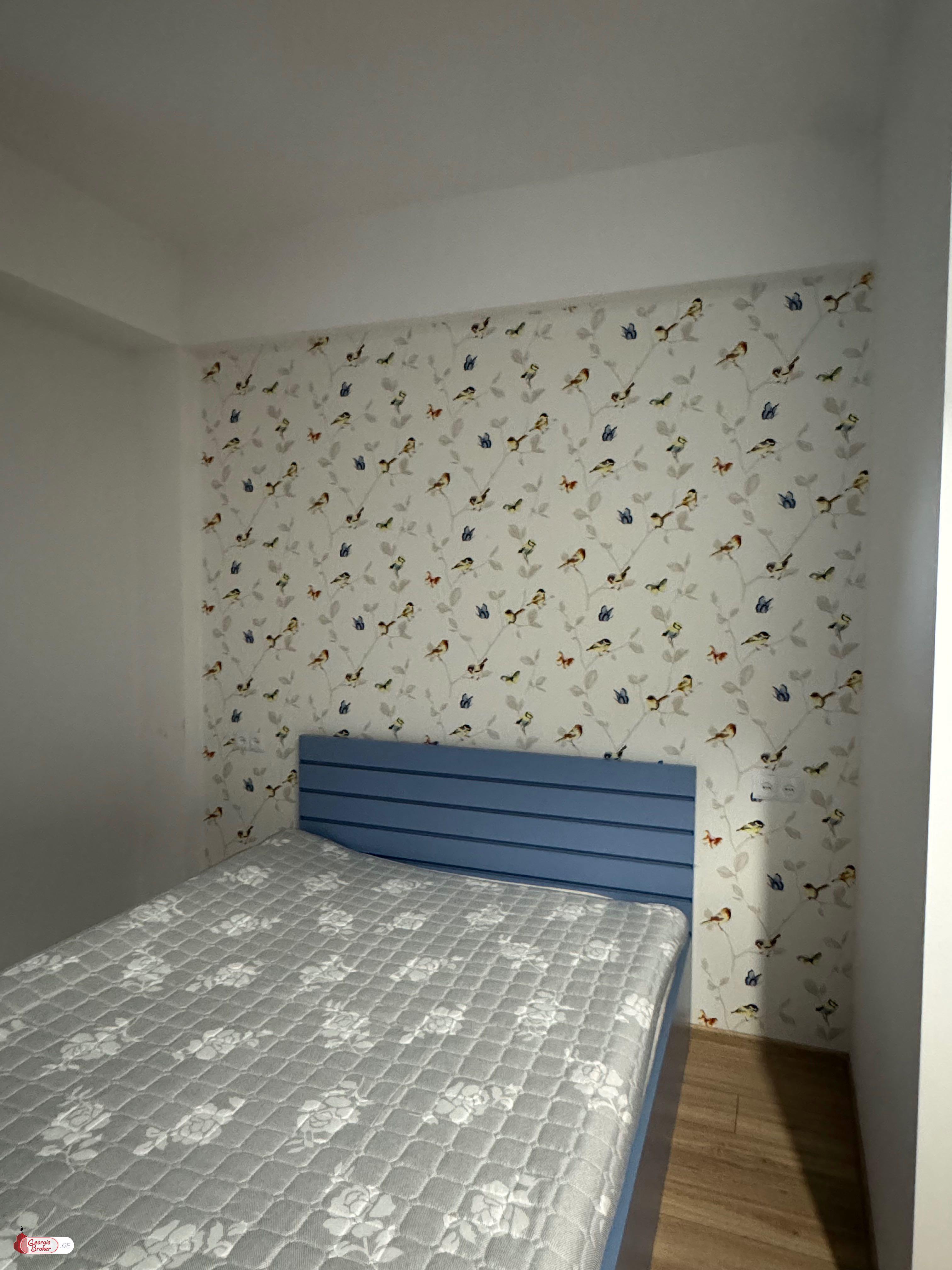 იყიდება ახალი გარემონტებული 3 ოთახიანი ბინა