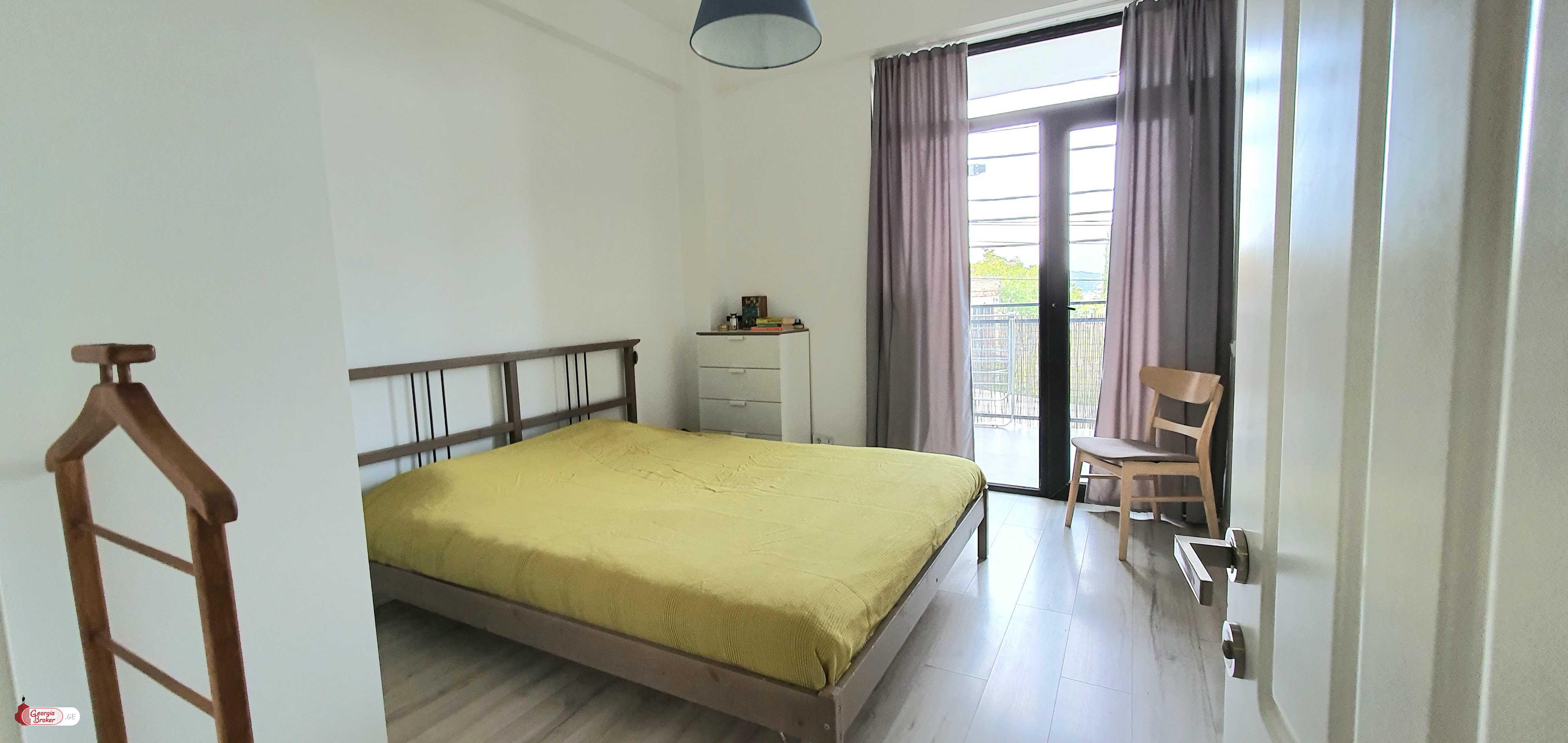 продается квартира с новым ремонтом 3-комнаты