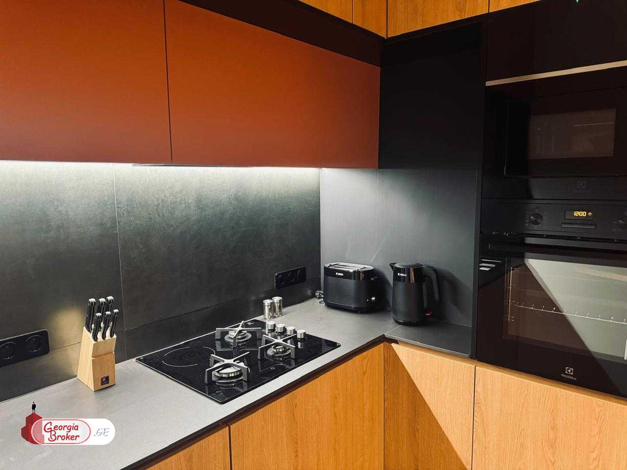 продается квартира с новым ремонтом 2-комнаты