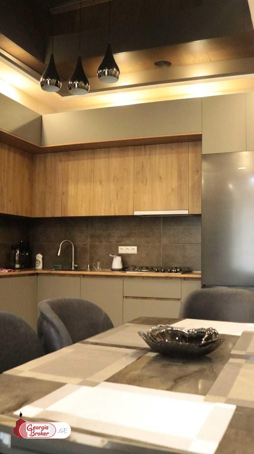 იყიდება ახალი გარემონტებული 3 ოთახიანი ბინა