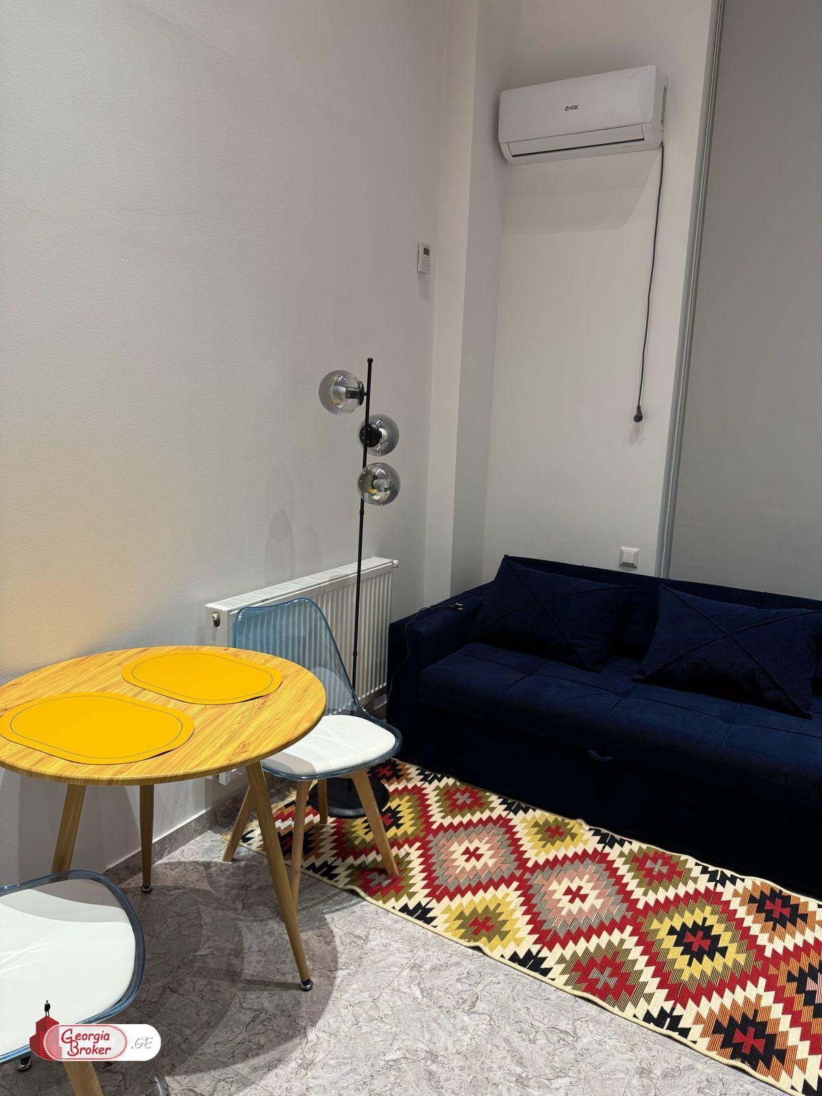 продается квартира с новым ремонтом 2-комнаты