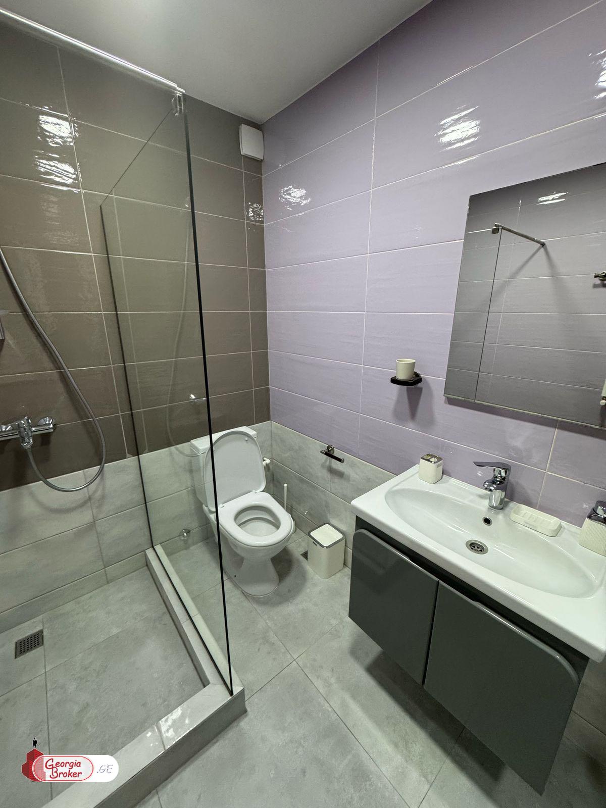 продается квартира с новым ремонтом 2-комнаты