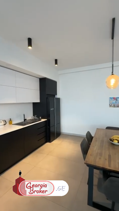 nearly repaired 5-room house for rent