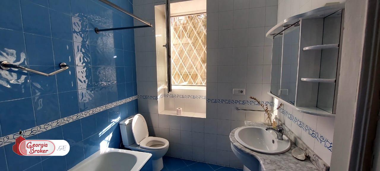 nearly repaired 7-room house for sale